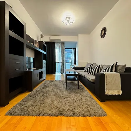 Decebal Apartment *